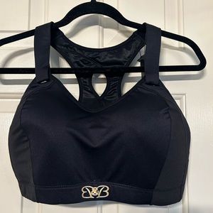 Bra&body black sports bra 42D NWT